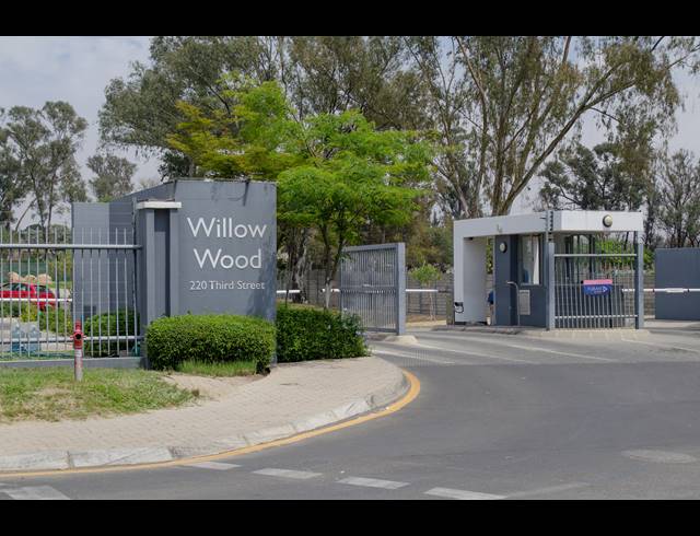 183M² OFFICE FOR SALE IN BROADACRES